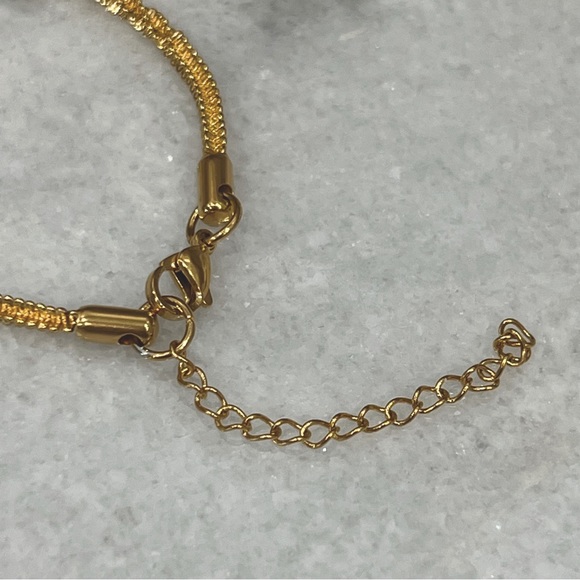 ION Plated YG Stainless Steel Duo Link Necklace - Picture 11 of 11